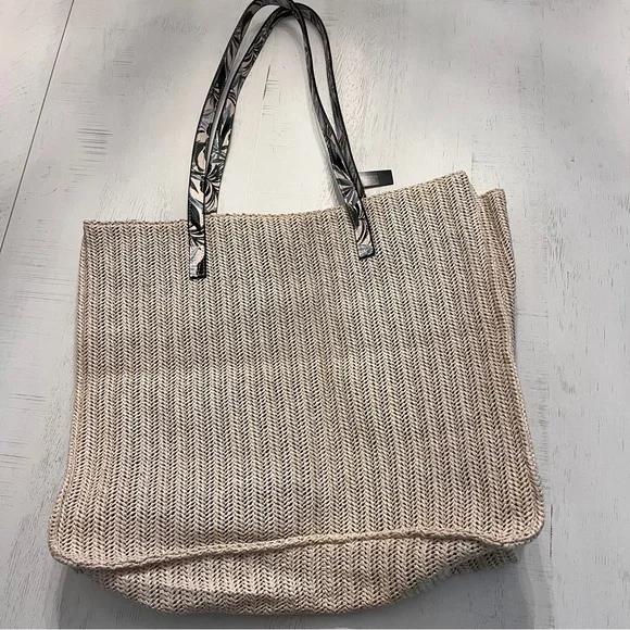 Victoria’s Secret bag - Picture 5 of 5